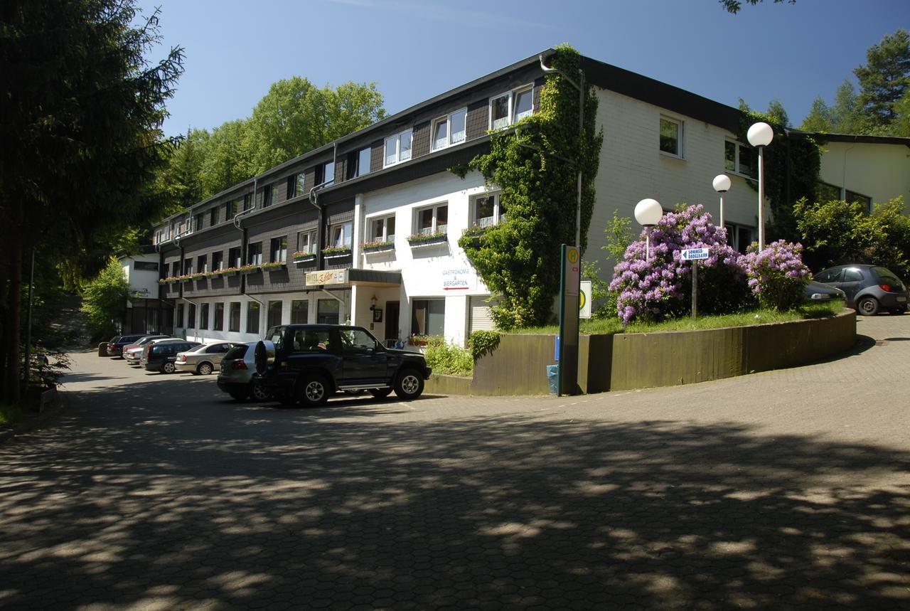 Hotel-Restaurant-Eifeltor Mechernich Exterior foto