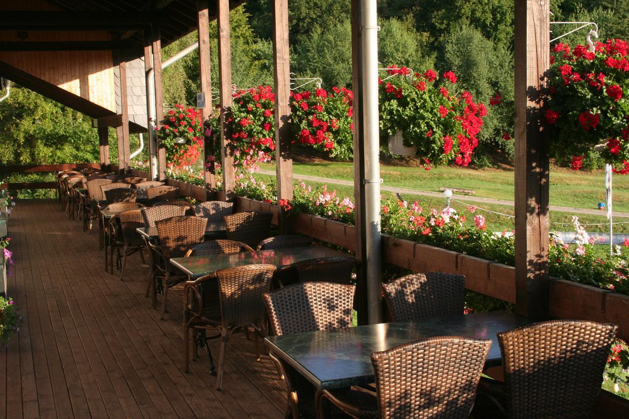 Hotel-Restaurant-Eifeltor Mechernich Exterior foto